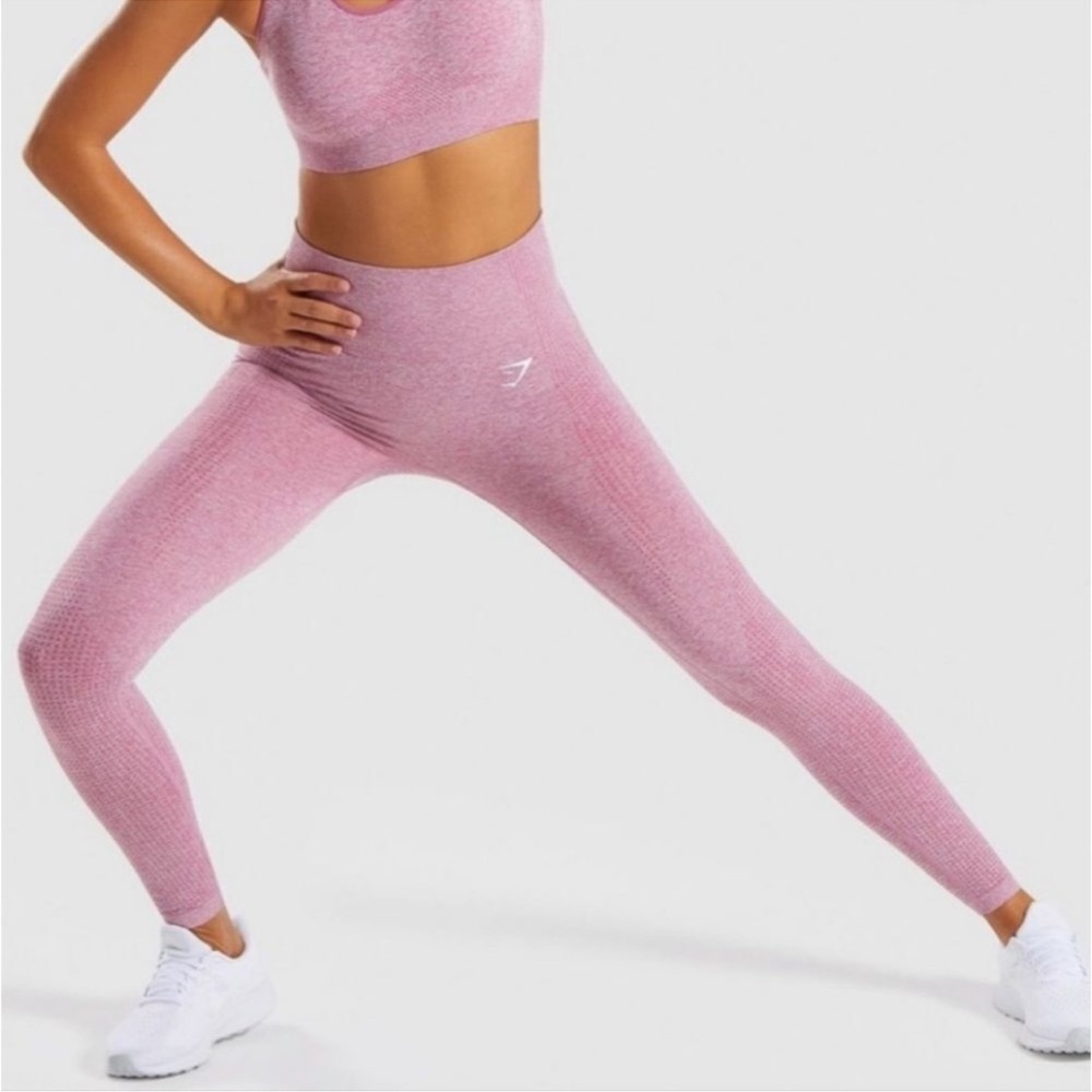 Gymshark Pink Seamless Activewear Set size M/L